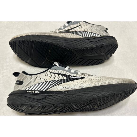 Brooks Women’s Size 11 B Revel 6 1203861B121 White Running Shoes Sneakers - Picture 6 of 9